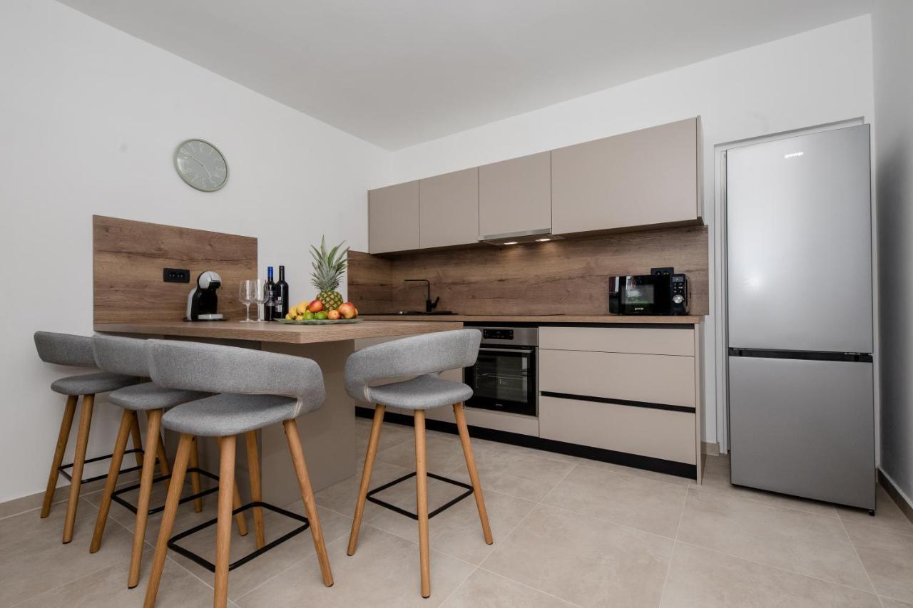 Peaceful Haven Near The Sea-Apartments Torlak Rab Banjol Bagian luar foto