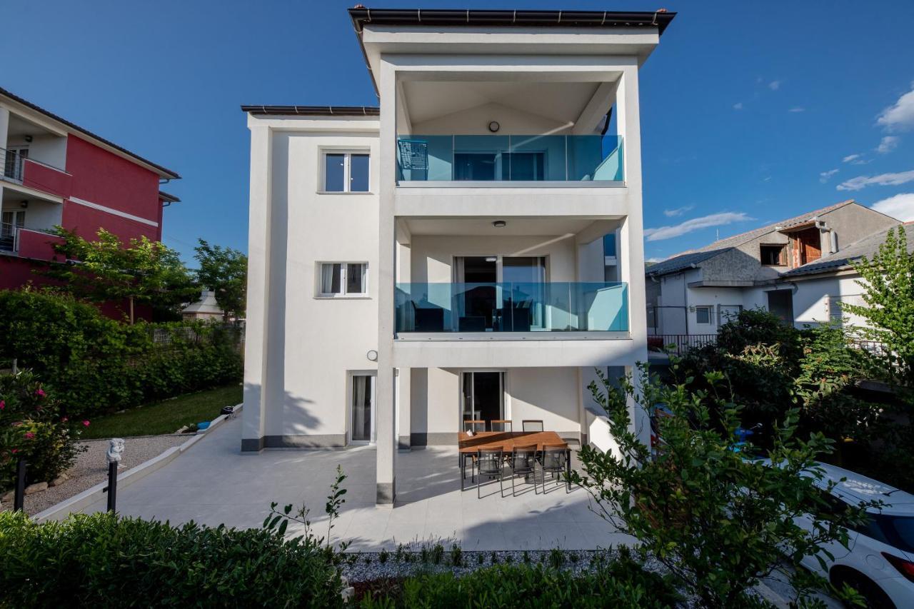 Peaceful Haven Near The Sea-Apartments Torlak Rab Banjol Bagian luar foto